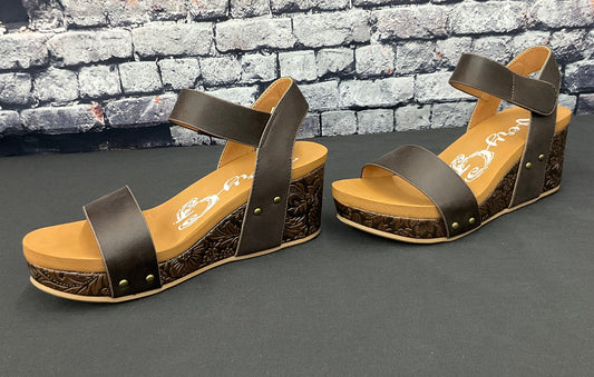 Devon Sandals