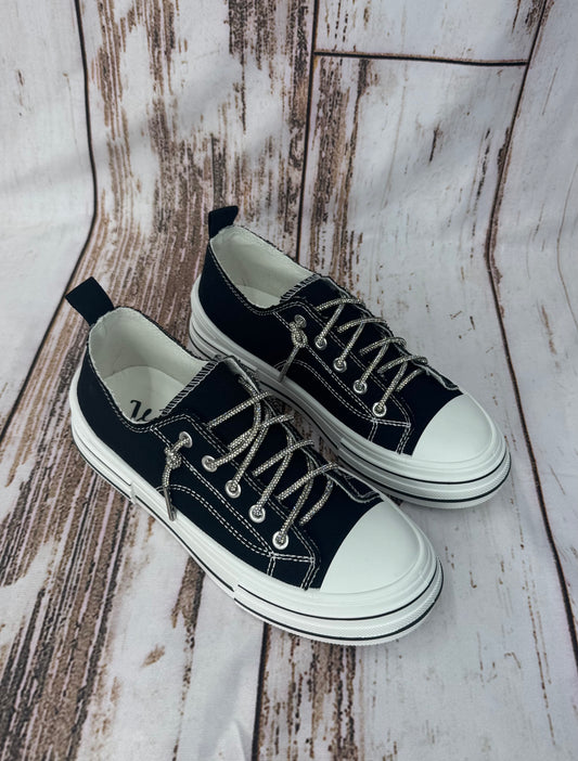 Very G Aman 2 Black Sneakers